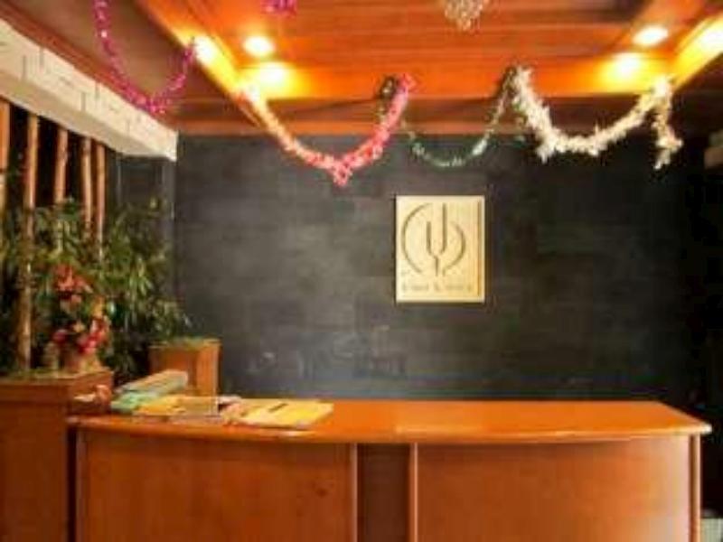 Mutiara Hotel Маланг Экстерьер фото